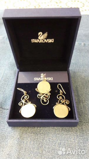 Кулон и серьги