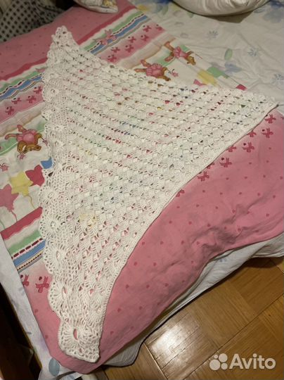 Шали вязаные шерстяные