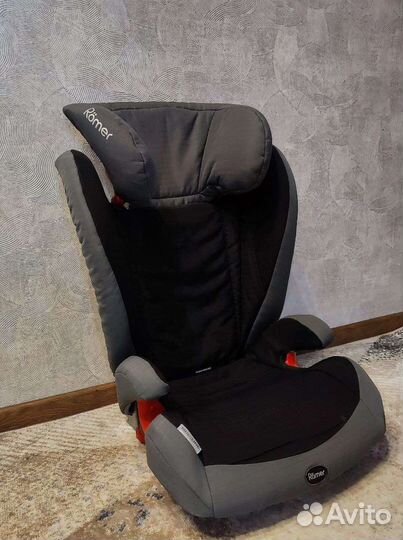Автокресло romer kidfix 15-36