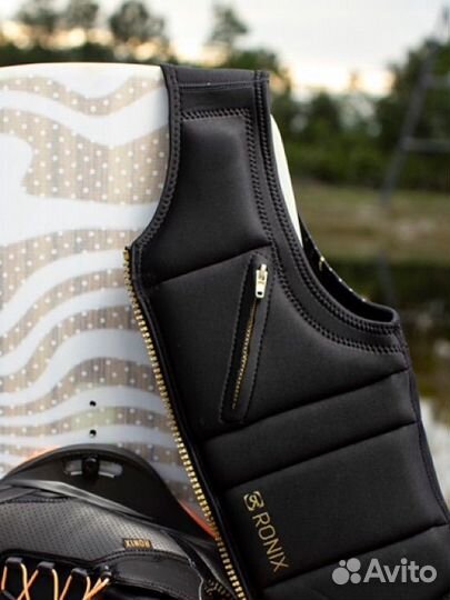 Жилет водный Ronix Rise (S) для векборда