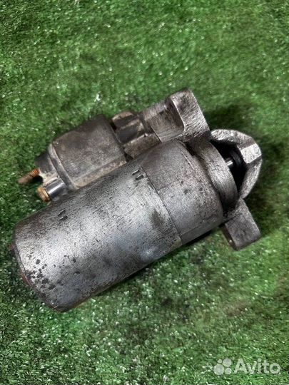 Стартер Citroen C4 LA DV6TED4 2009