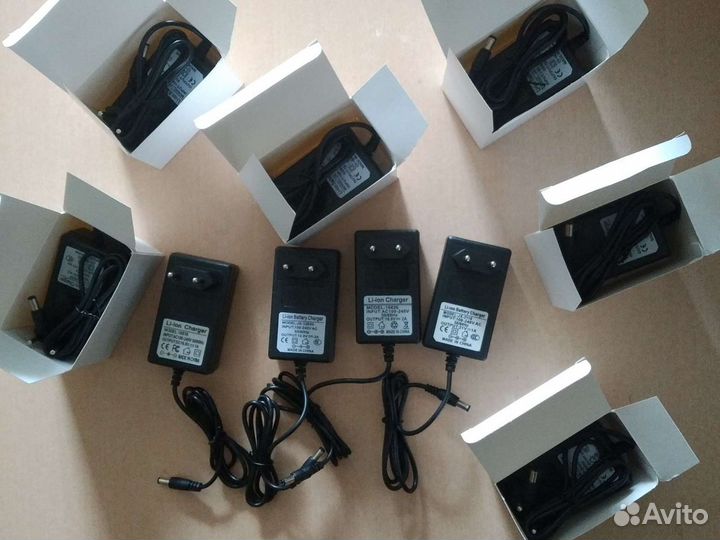 Зарядное устройство для Li-Ion8.4V-12.6V-16.8V-21V