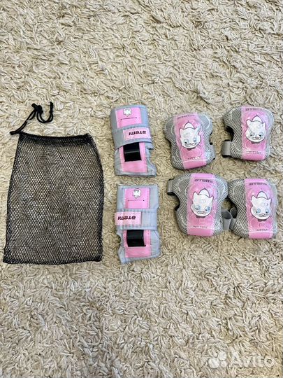 Роликовые коньки и защита