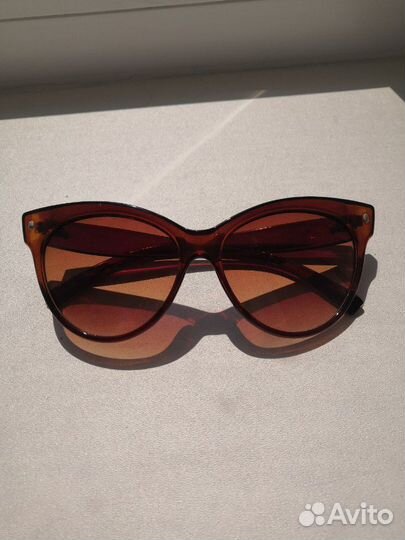 Солнцезащитные очки