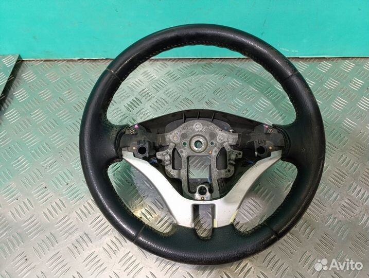 Руль б/у M. L200 2006-2016