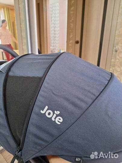 Прогулочная коляска joie litetrax 4