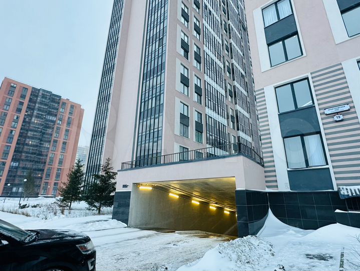 Машиноместо, 14 м²