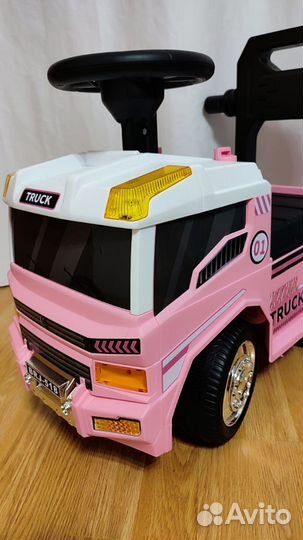 Детская машинка каталка новая с род.ручкой