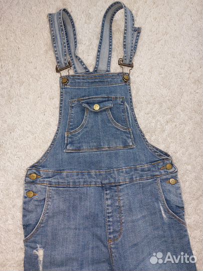 Джинсовый комбинезон для девочки