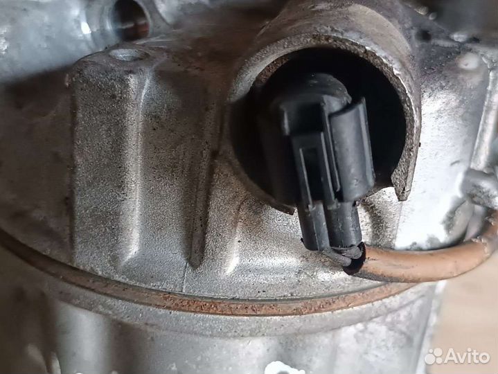 Компрессор кондиционера 3.0 XF 250 2012