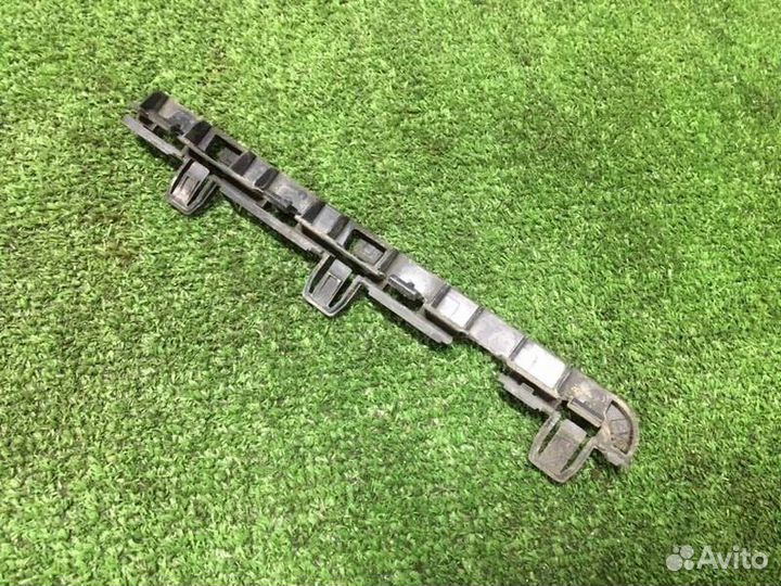 Кронштейн накладки порога левый Bmw 535I F10 N55