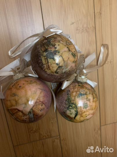 Новогодние шары на елку. Новогодние игрушки