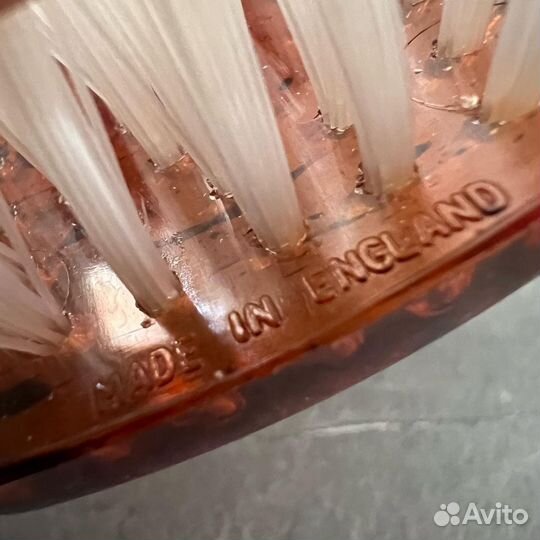 Набор щёток, Англия