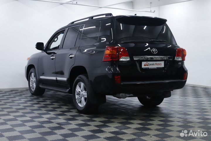 Toyota Land Cruiser, 2013