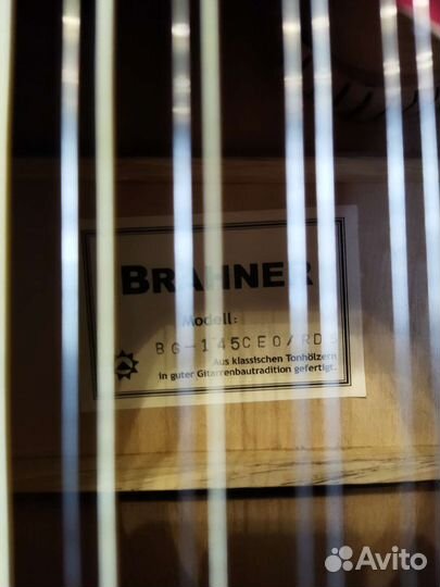 12 струнная электроакустическая гитара