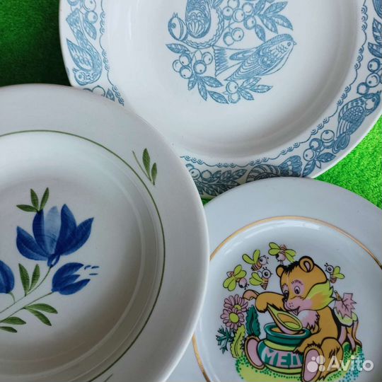 Тарелки старенькие, но милые, винтаж