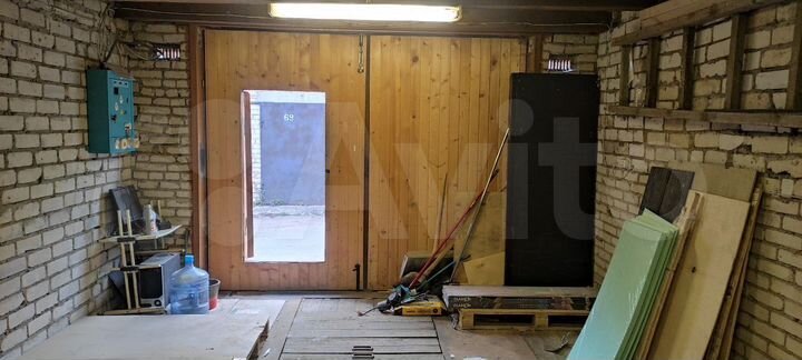 Гараж, > 30 м²