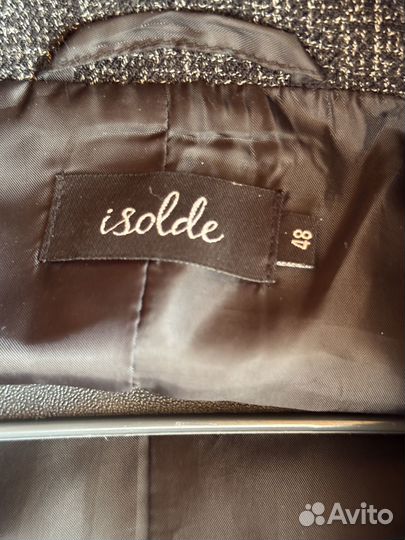 Пиджаки и жакеты женские 48