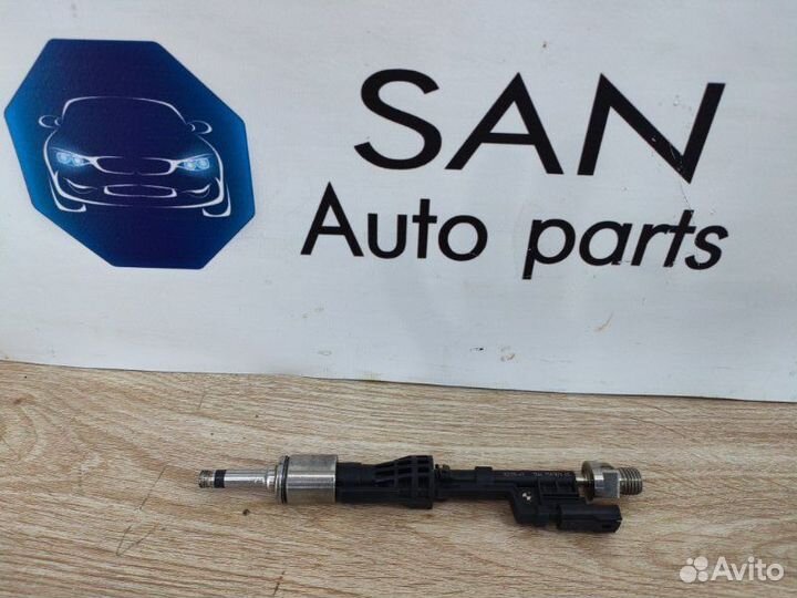 Форсунка топливная Bmw 3 F30 N20B20 2012