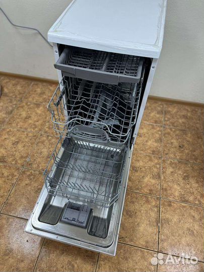 Посудомоечная машина bosch SPS2HMW2FR. Серия 2