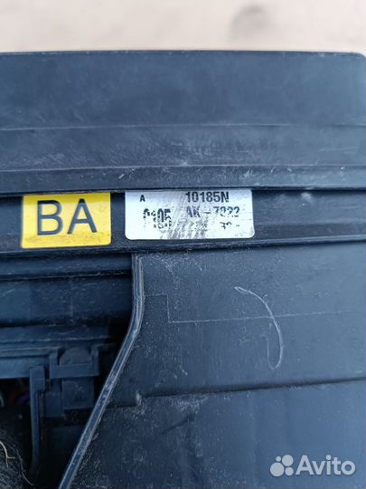 Блок предохранителей 2.4L Opel Antara.Оригинал