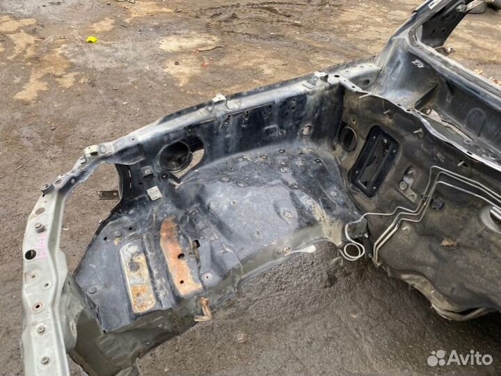 Лонжерон передний правый Toyota Land Cruiser