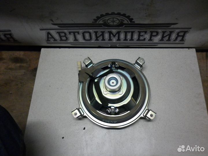 Сабвуфер Lexus LS460 LS600hl 2006-2012