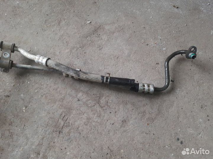 Шланг гур Citroen C4 picasso 2.0 I 16V EW10A