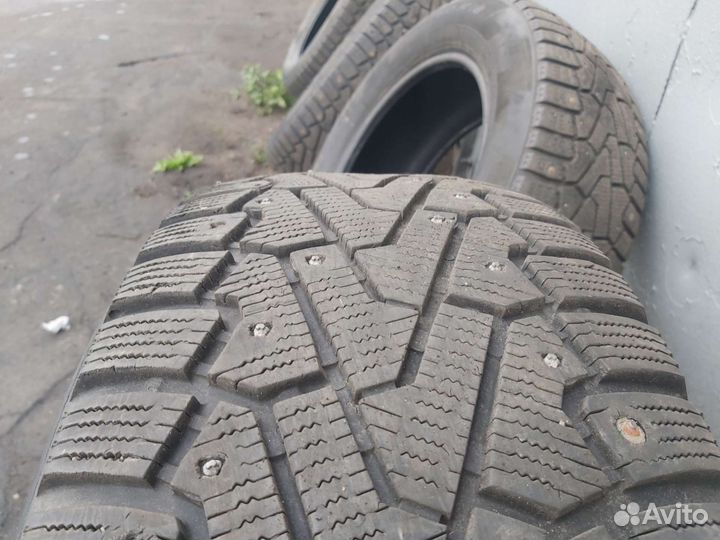 Pirelli Ice Zero 235/60 R18