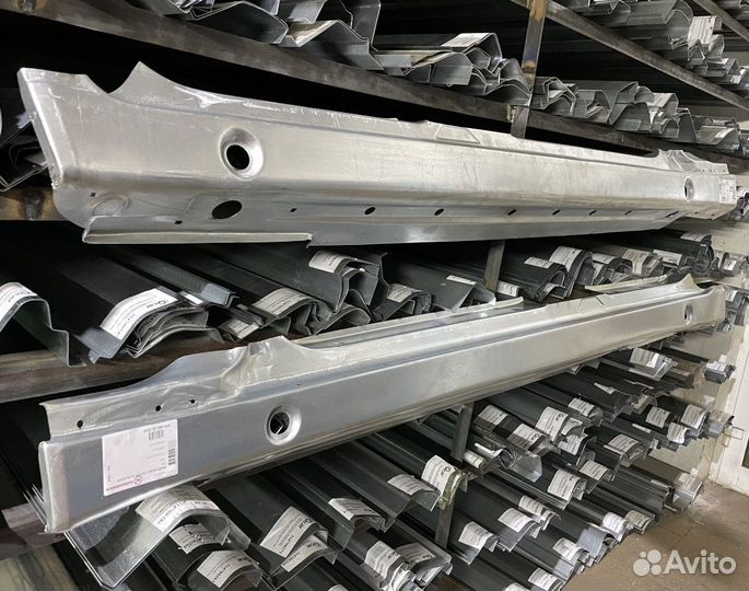 Порог левый Mercedes W210 1996-2002 (Klokkerholm)