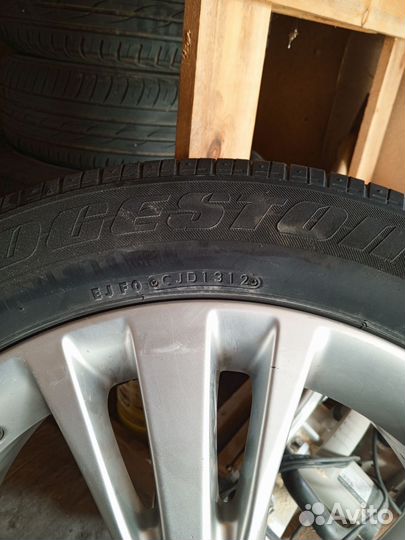 Bridgestone Dueler H/L 235/55 R19
