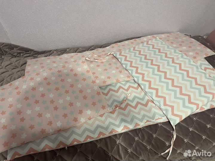 Бортики в детскую кроватку