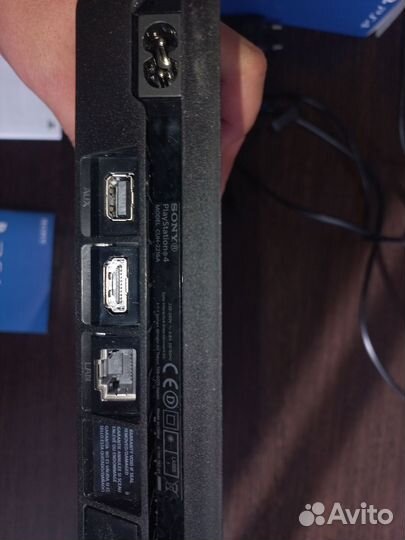 Sony playstation 4 PS4 slim
