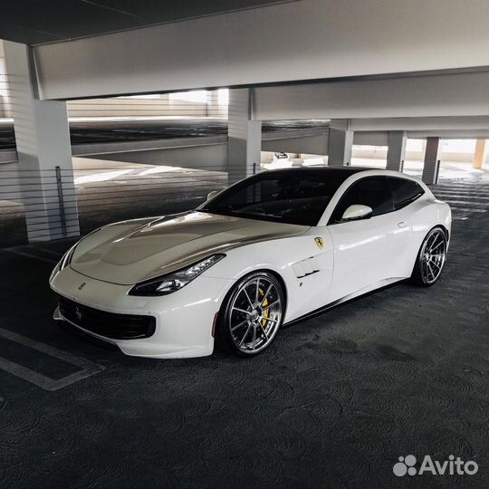 Кованые диски R20 5x130 на Porsche Panamera