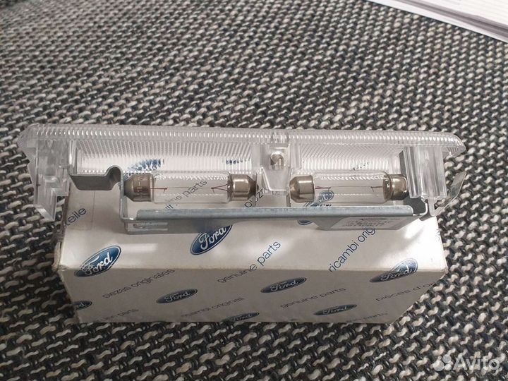 Фонарь подсветки Ford