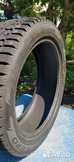 Pirelli Ice Zero 2 245/45 R19 102H
