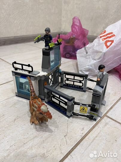 Lego jurassic world 75927