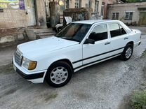 Mercedes-Benz W124 2.3 MT, 1986, 130 000 км, с пробегом, цена 330 000 руб.