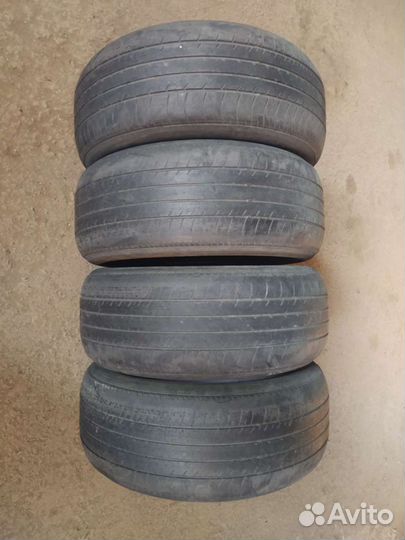 Yokohama dB Decibel E70 215/55 R17 93V