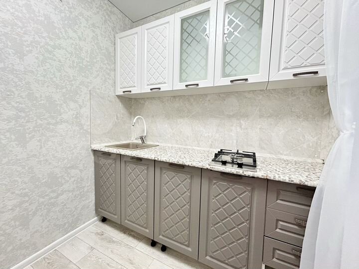 2-к. квартира, 42 м², 5/5 эт.