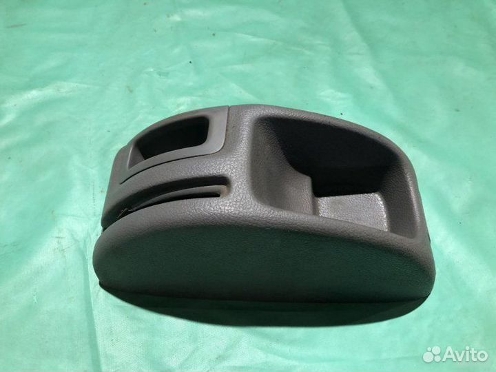 Панель ручника Peugeot 206