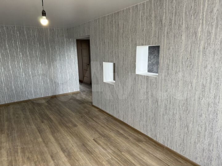 2-к. квартира, 57 м², 9/9 эт.