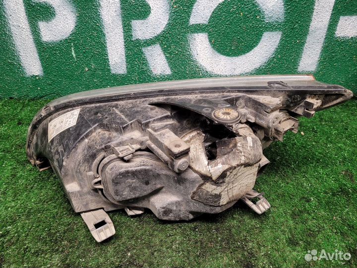 Фара левая Ford Focus 2