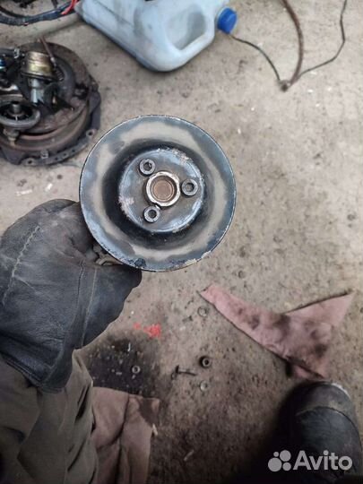 Помпа audi 80 b3 1,8