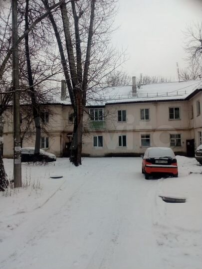 Комната 10 м² в 2-к., 1/2 эт.