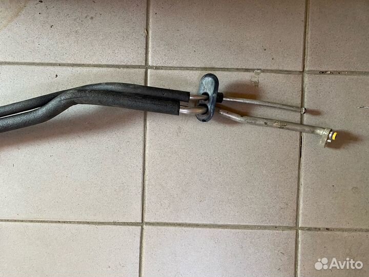 Трубка кондиционера Mercedes S221 W221