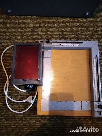 Фотоувеличитель и фото принадлежности из СССР