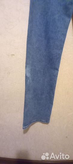 Джинсы трубы женские