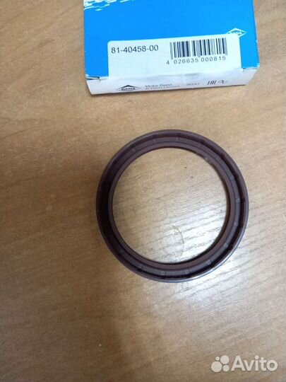 Сальник коленвала Mercedes