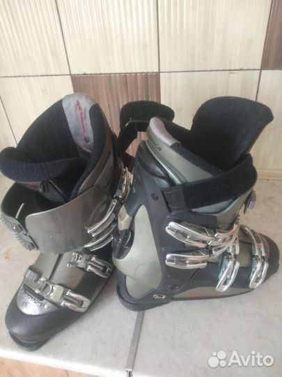 Горнолыжные ботинки.мужские.45 на 43.44